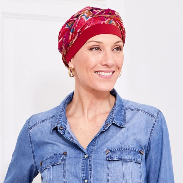 Acheter foulard chimio pr&eacute;form&eacute; coton Ughet Bord rouge beige &ndash; foulard cancer au meilleur prix