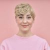 Fausse frange boucl&eacute;e blond dor&eacute; Lina | Comptoir de Vie