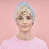 Fausse frange boucl&eacute;e blond platine H&eacute;l&egrave;ne | Comptoir de Vie