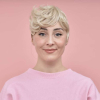 Fausse frange boucl&eacute;e blond platine H&eacute;l&egrave;ne | Comptoir de Vie