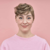 Fausse frange boucl&eacute;e ch&acirc;tain m&eacute;ch&eacute; blond | Comptoir de Vie