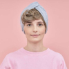 Fausse frange boucl&eacute;e ch&acirc;tain m&eacute;ch&eacute; blond | Comptoir de Vie