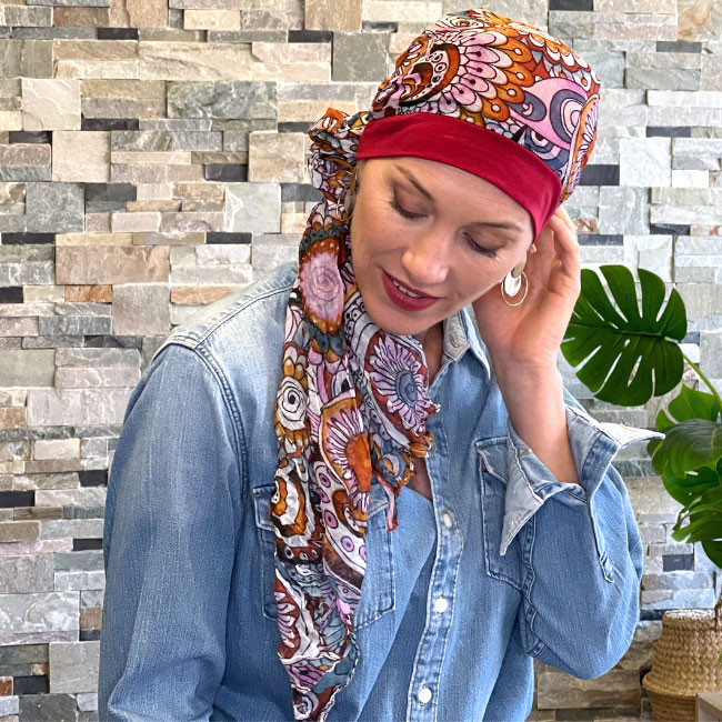 Grand foulard avec imprimé bandana Femme, Noir | Milano